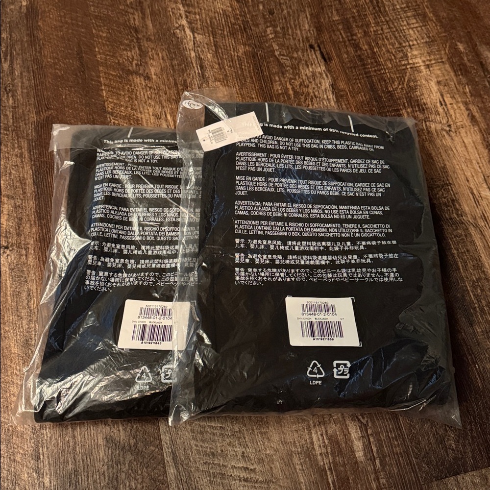 NWT! Black High-Waisted Dynamic Fleece Pintucked Sweatpants S Tall